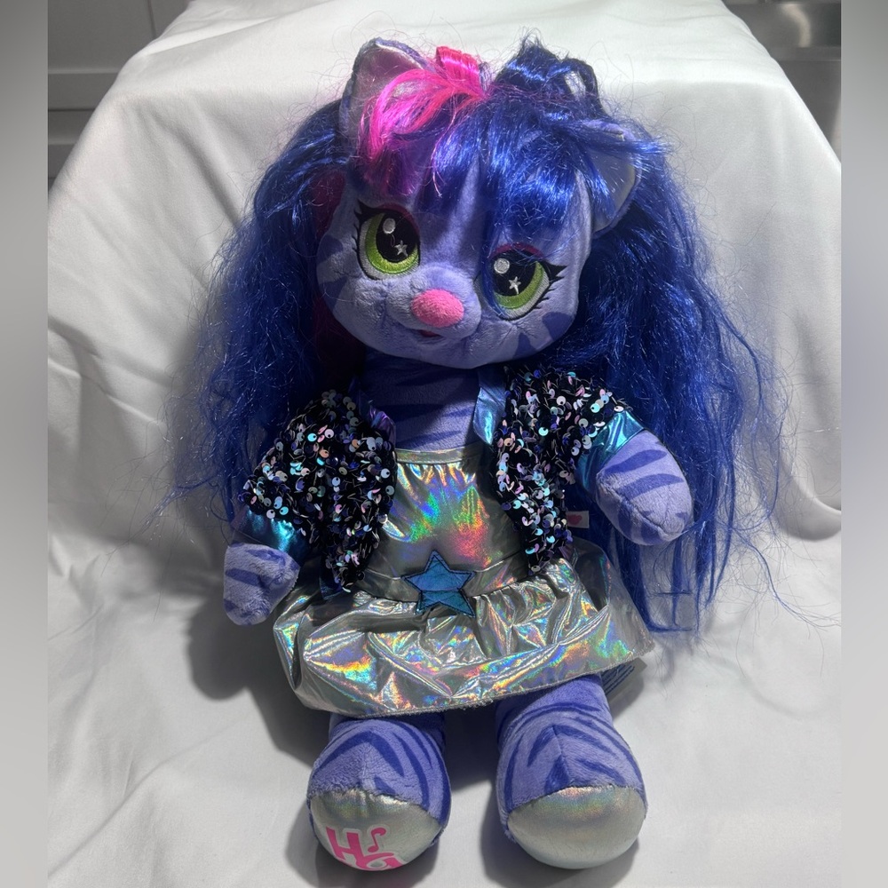 SINGING BUILD-A-BEAR HONEY GIRLS TEEGAN TIGER CAT PLUSH W/OUTFIT. SONG “LOUDER”